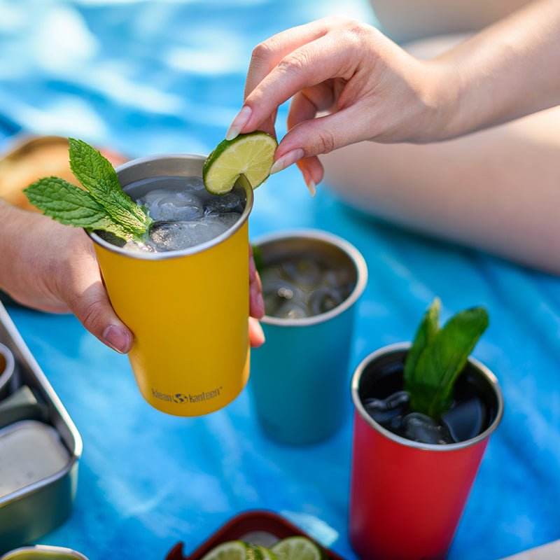 bring-your-own-party-kit-pints-and-tumblers-y9 16oz_pint_cup_colors_cocktails_blanket_square.jpg