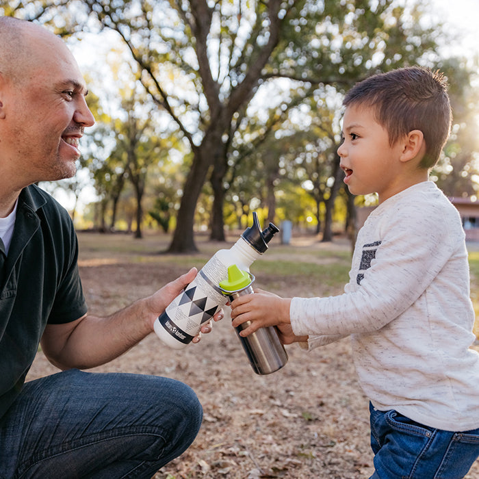 classic-kid-sippy-cap-b6 K12CNSIPPY-BS-sippy_cap_dad_lifestyle.jpg