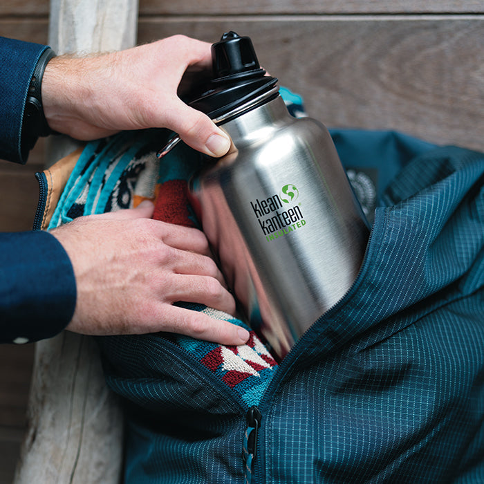 tkwide-chug-cap-u9 K64TKWSSL-BS-Chug-Cap-Out-of-Duffle_lifestyle.jpg