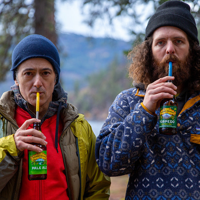 straw-4-pack-c4 recycled_steel_straws_beers_dudes_lifestyle.jpg