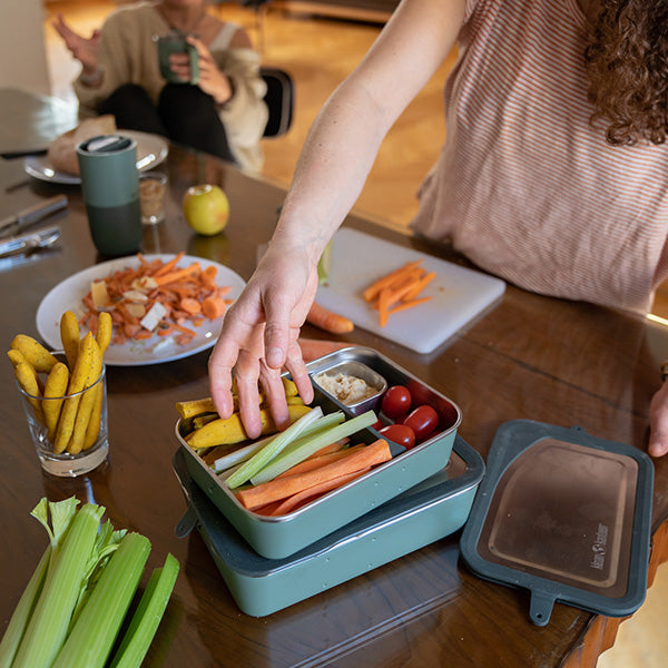 55oz-rise-food-box-big-meal-t2 rise_food_lunch_box_big_meal_veggie_dividers_square.jpg