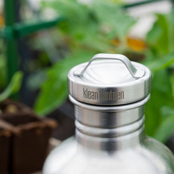 classic-steel-loop-cap-q1 stainless_cap_garden_lifestyle.jpg