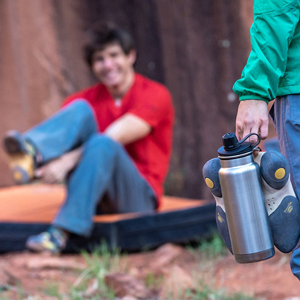 32oz-tkwide-with-chug-cap-p1 tkwide_32oz_chug_rockclimbers_square.jpg